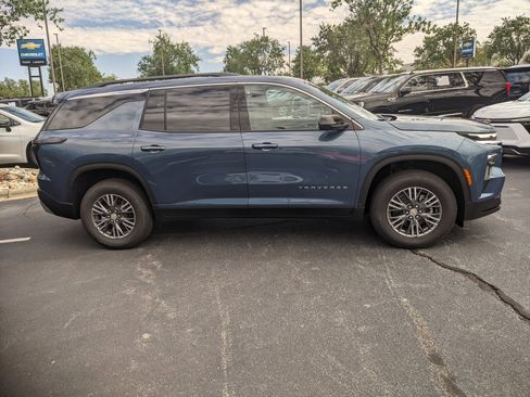 New 2026 Chevrolet Traverse LT w/ Driver Confidence Package image 9