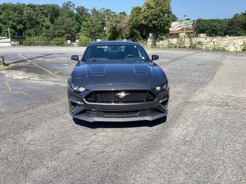 Used 2019 Ford Mustang GT Premium w/ GT Performance Package RWD image 3