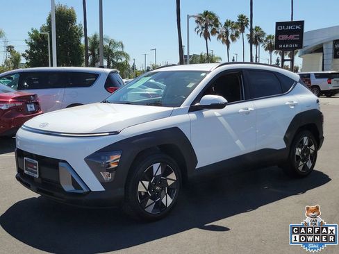 Used 2025 Hyundai Kona SEL FWD image 2