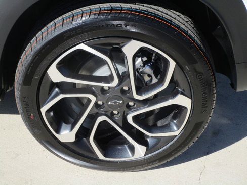 New 2026 Chevrolet Trax RS w/ Driver Confidence Package FWD image 11