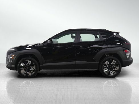 Used 2025 Hyundai Kona SEL image 3