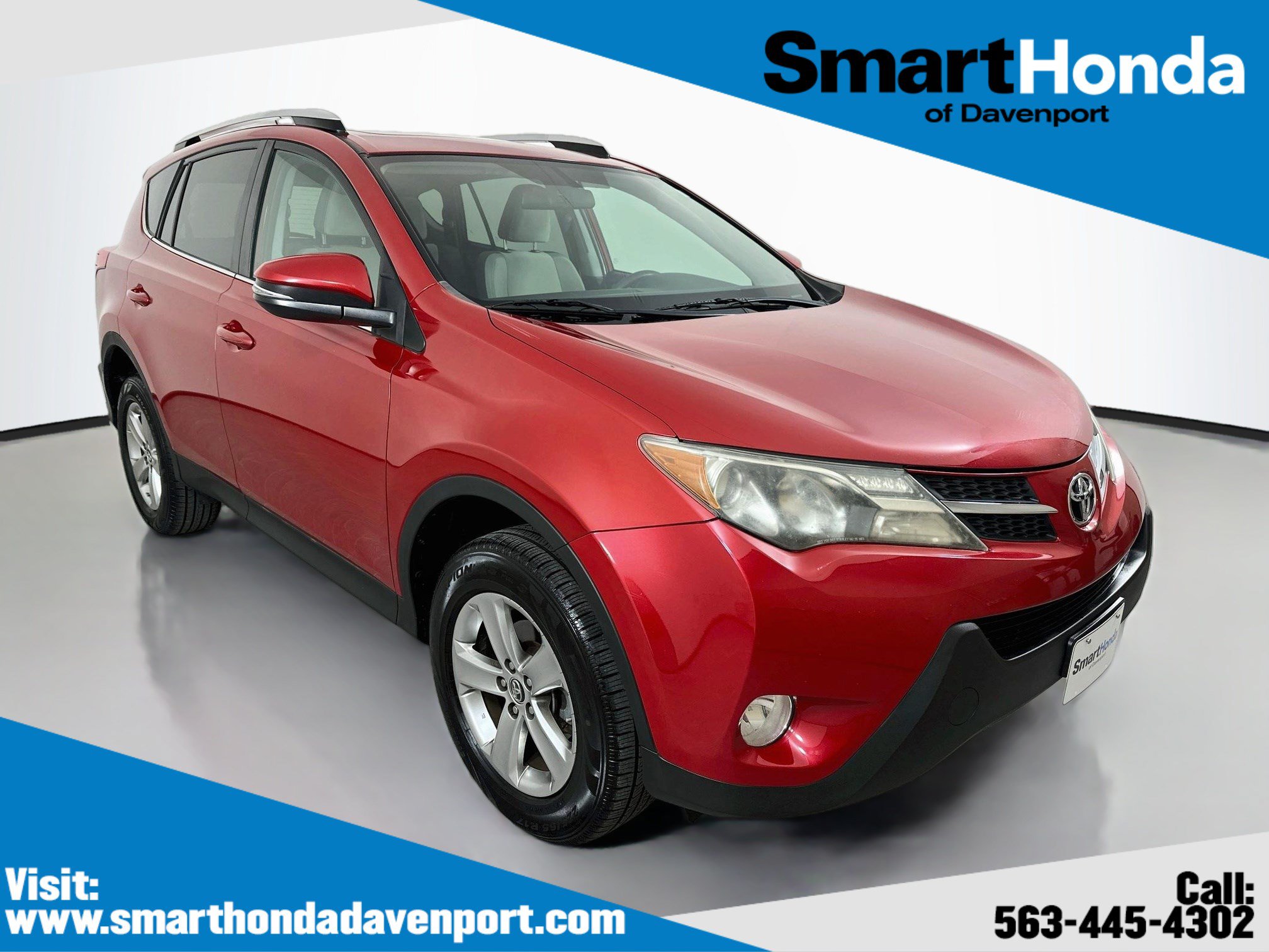 Used 2015 Toyota RAV4 XLE FWD image 1