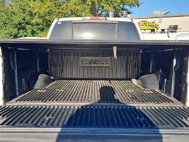 Used 2012 Nissan Titan SV w/ SV Value Truck Pkg RWD image 12
