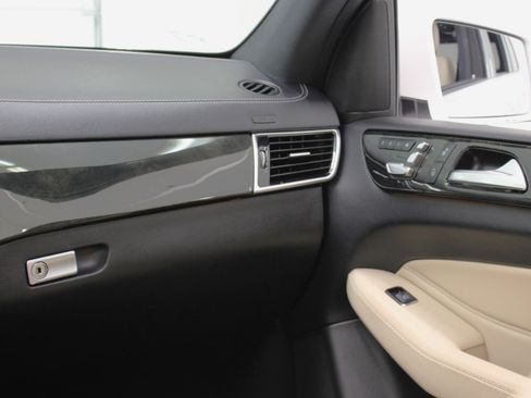 Used 2018 Mercedes-Benz GLS 450 4MATIC image 58