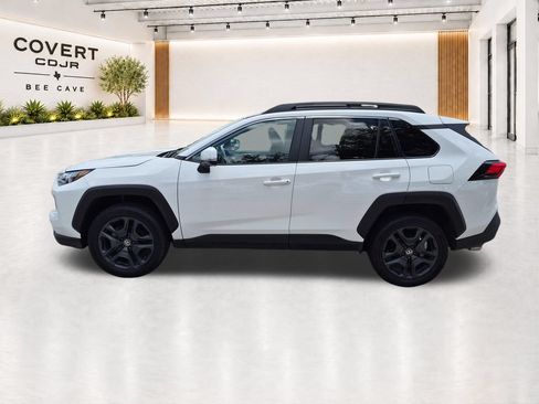 Used 2024 Toyota RAV4 Adventure AWD/4WD image 7