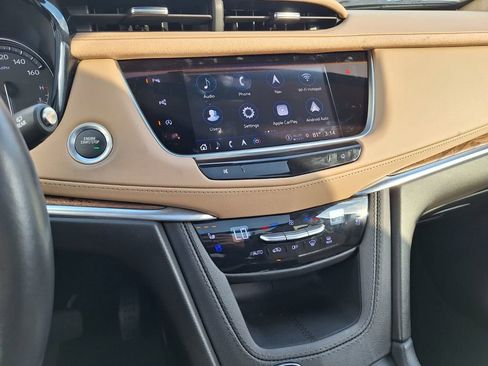 Certified 2024 Cadillac XT5 Premium Luxury w/ Platinum Package image 13