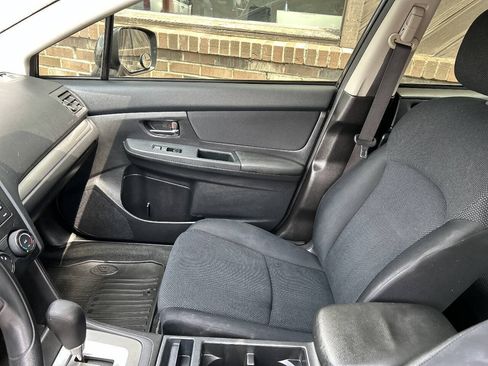 Used 2014 Subaru Impreza 2.0i Premium w/ Popular Package #2 AWD/4WD image 11