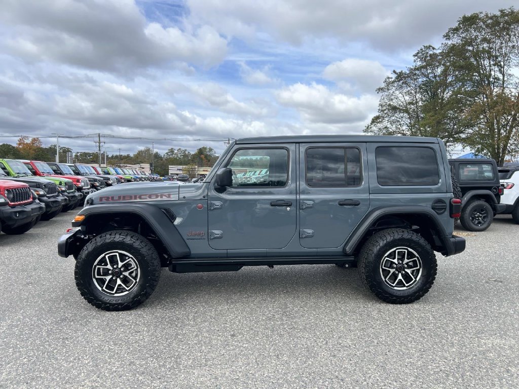 Certified 2026 Jeep Wrangler Unlimited Rubicon w/ Safety Group AWD/4WD image 6
