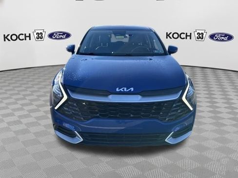 Used 2023 Kia Sportage EX image 2