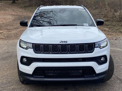 New 2026 Jeep Compass Latitude image 34