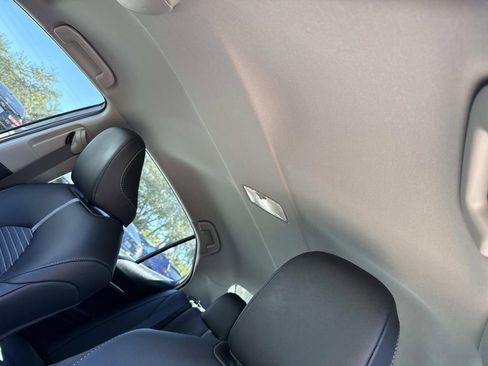 Used 2024 Toyota Camry SE image 43