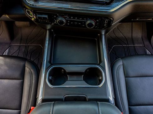 Used 2024 Chevrolet Silverado 2500 LTZ w/ LTZ Plus Package image 28