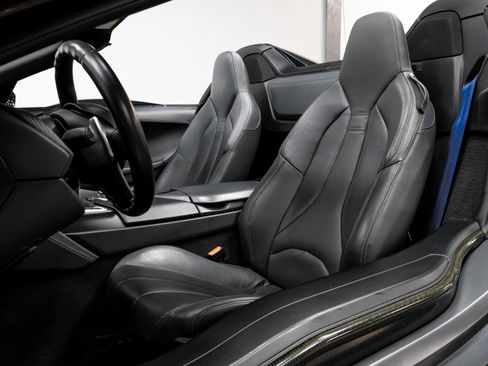 Used 2019 BMW i8 Roadster image 8