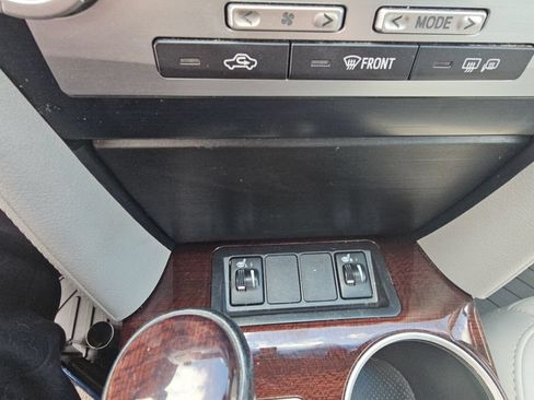 Used 2014 Toyota Camry XLE FWD image 20