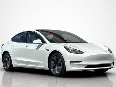 Used 2018 Tesla Model 3 Mid Range image 7