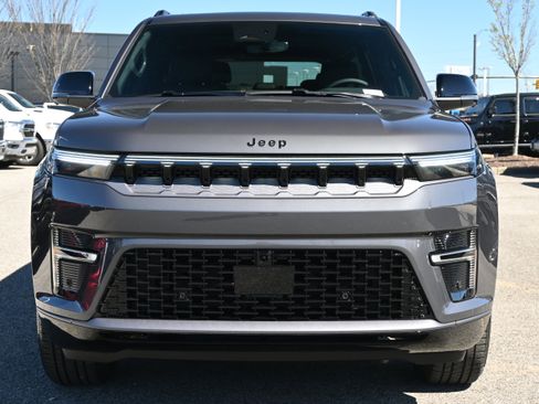 New 2026 Jeep Grand Wagoneer L Limited AWD/4WD image 3
