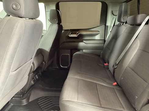 Certified 2022 Chevrolet Silverado 1500 LT AWD/4WD image 44