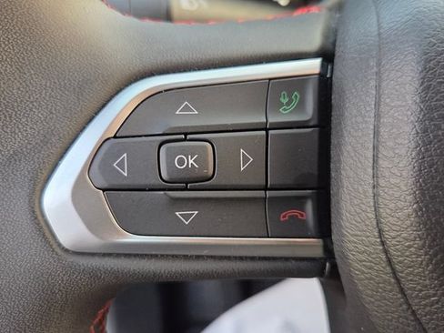 Used 2024 Jeep Compass Trailhawk AWD/4WD image 26
