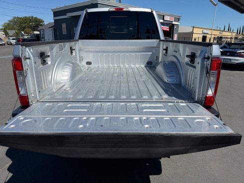 Used 2017 Ford F250 Lariat w/ Chrome Package AWD/4WD image 24