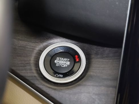 Used 2022 Jeep Grand Cherokee L Limited image 37