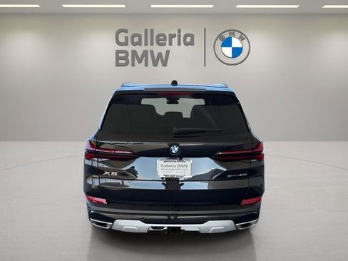 Used 2024 BMW X5 sDrive40i w/ Premium Package image 8