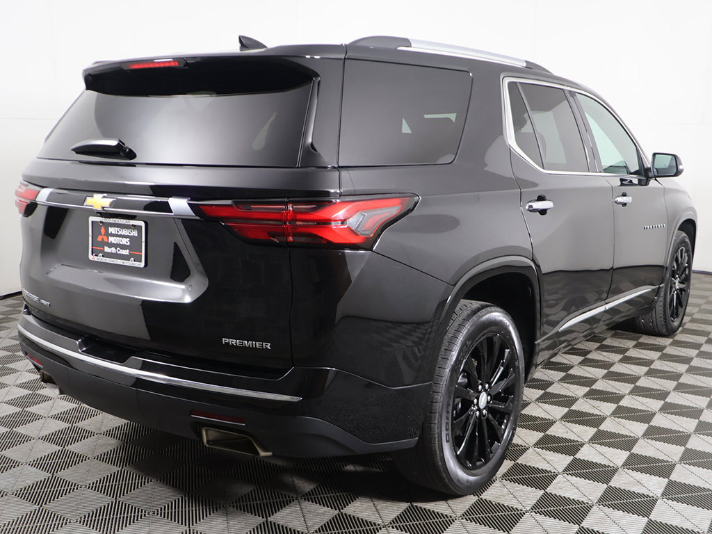 Used 2023 Chevrolet Traverse Premier AWD/4WD image 15
