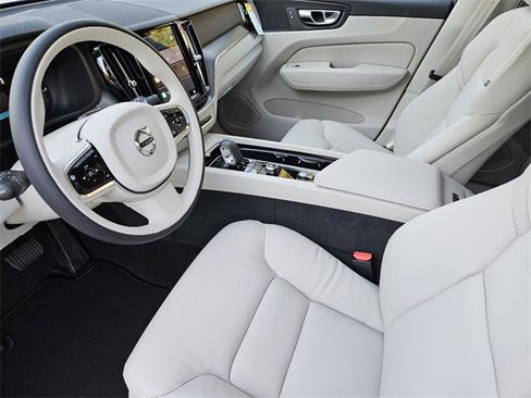 Used 2025 Volvo XC60 T8 Core w/ Climate Package image 16
