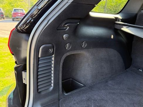 Used 2019 Jeep Grand Cherokee Altitude AWD/4WD image 30