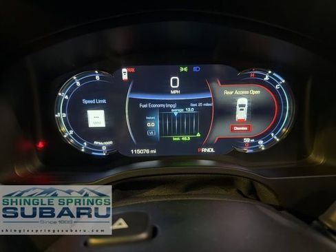 Used 2017 Cadillac Escalade ESV Luxury image 65