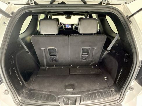 Used 2023 Dodge Durango GT AWD/4WD image 35