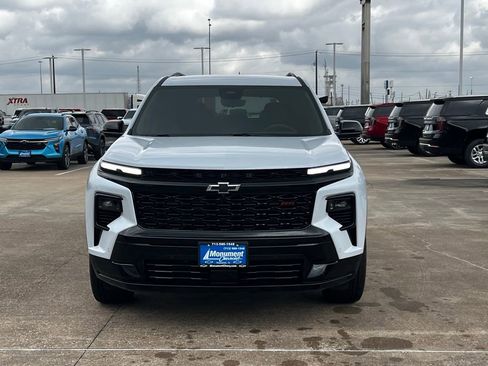 New 2026 Chevrolet Traverse RS image 2