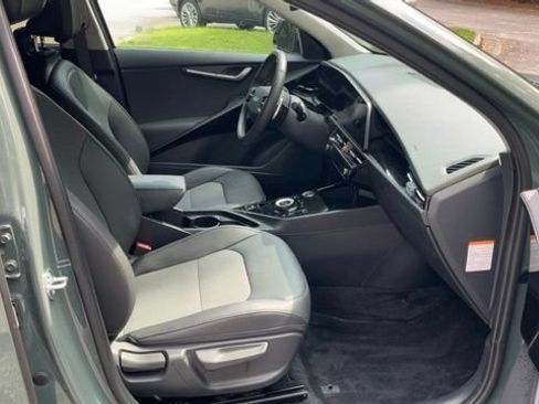 Used 2025 Kia Niro Wind FWD image 11