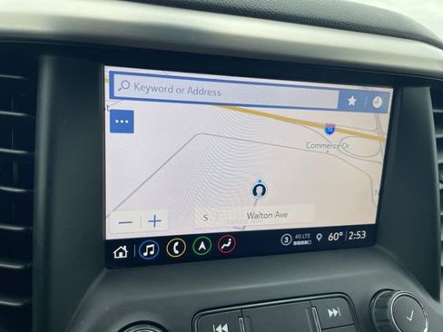 Used 2021 GMC Acadia SLT w/ Preferred Package image 8