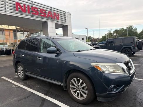 Used 2015 Nissan Pathfinder S FWD image 7