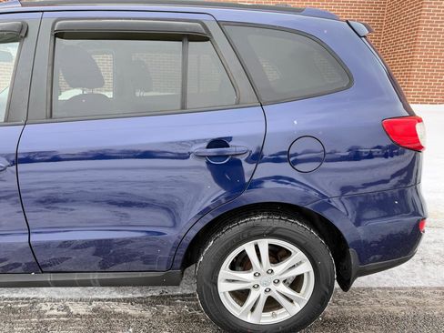Used 2010 Hyundai Santa Fe SE image 5