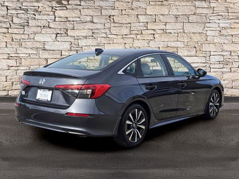 Used 2023 Honda Civic EX image 6