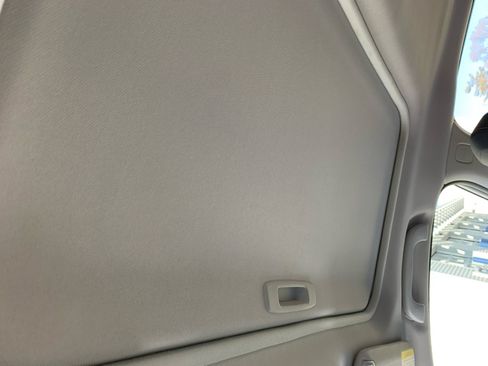 Used 2019 Subaru Crosstrek 2.0i Premium w/ Moonroof Package image 4