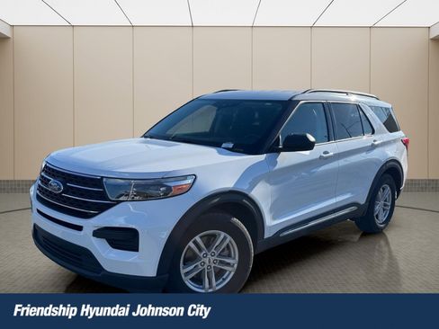 Used 2022 Ford Explorer XLT RWD image 1