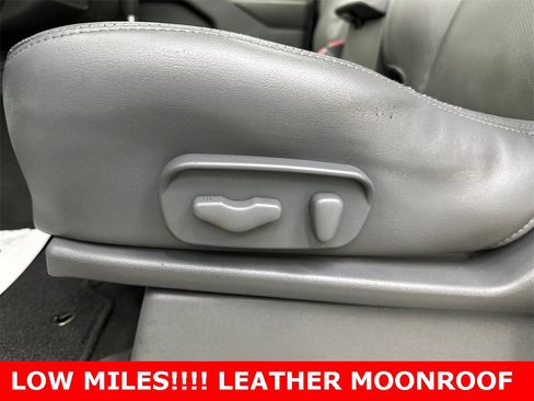 Used 2019 Nissan Frontier SL image 10