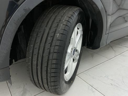 Used 2013 Ford Escape SE AWD/4WD image 42