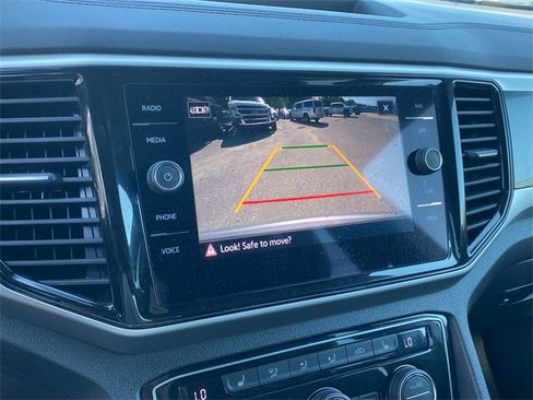 Used 2023 Volkswagen Atlas Cross Sport SEL R-Line image 29