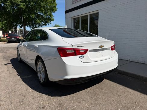 Used 2016 Chevrolet Malibu LT FWD image 7