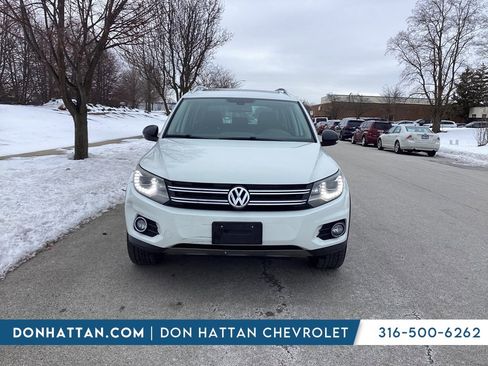 Used 2017 Volkswagen Tiguan Sport image 6
