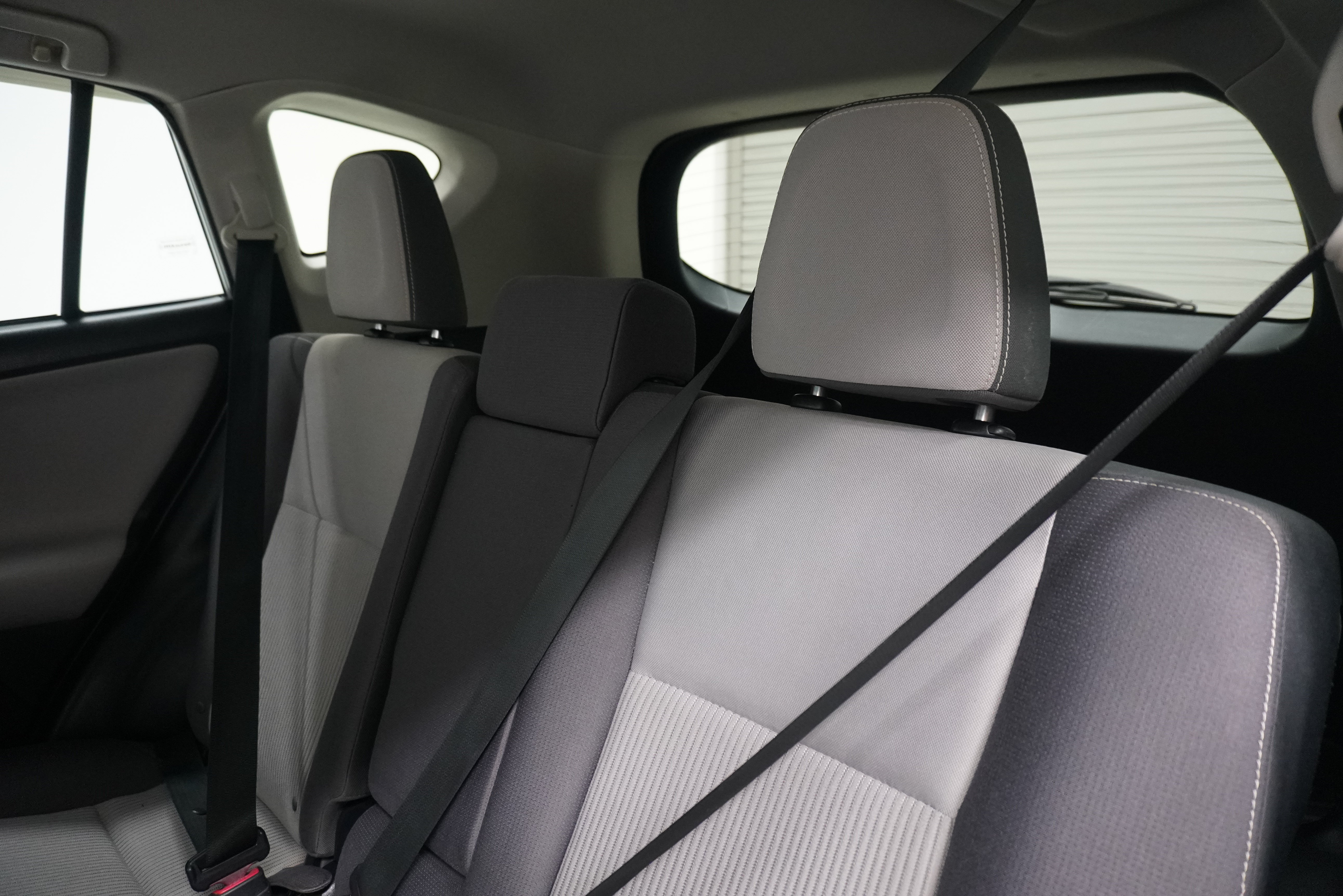 Used 2014 Toyota RAV4 XLE FWD image 12