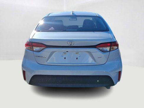Certified 2025 Toyota Corolla LE image 7