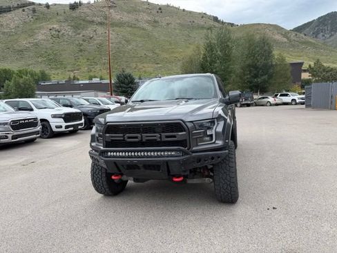 Used 2019 Ford F150 Raptor w/ Equipment Group 802A Luxury AWD/4WD image 4