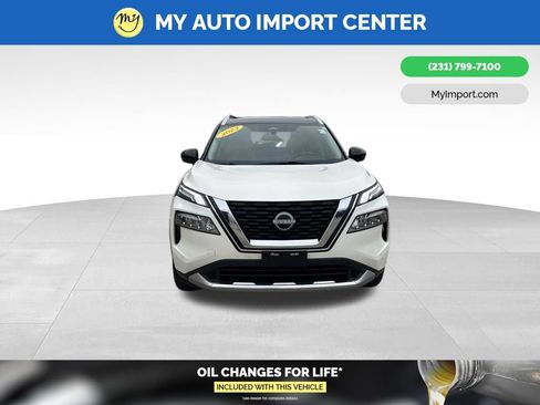 Used 2023 Nissan Rogue Platinum w/ Platinum Premium Package AWD/4WD image 2