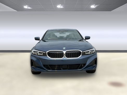 Used 2026 BMW 330i Sedan w/ Premium Package RWD image 5
