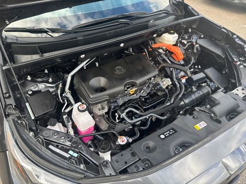 Used 2024 Toyota RAV4 LE image 41