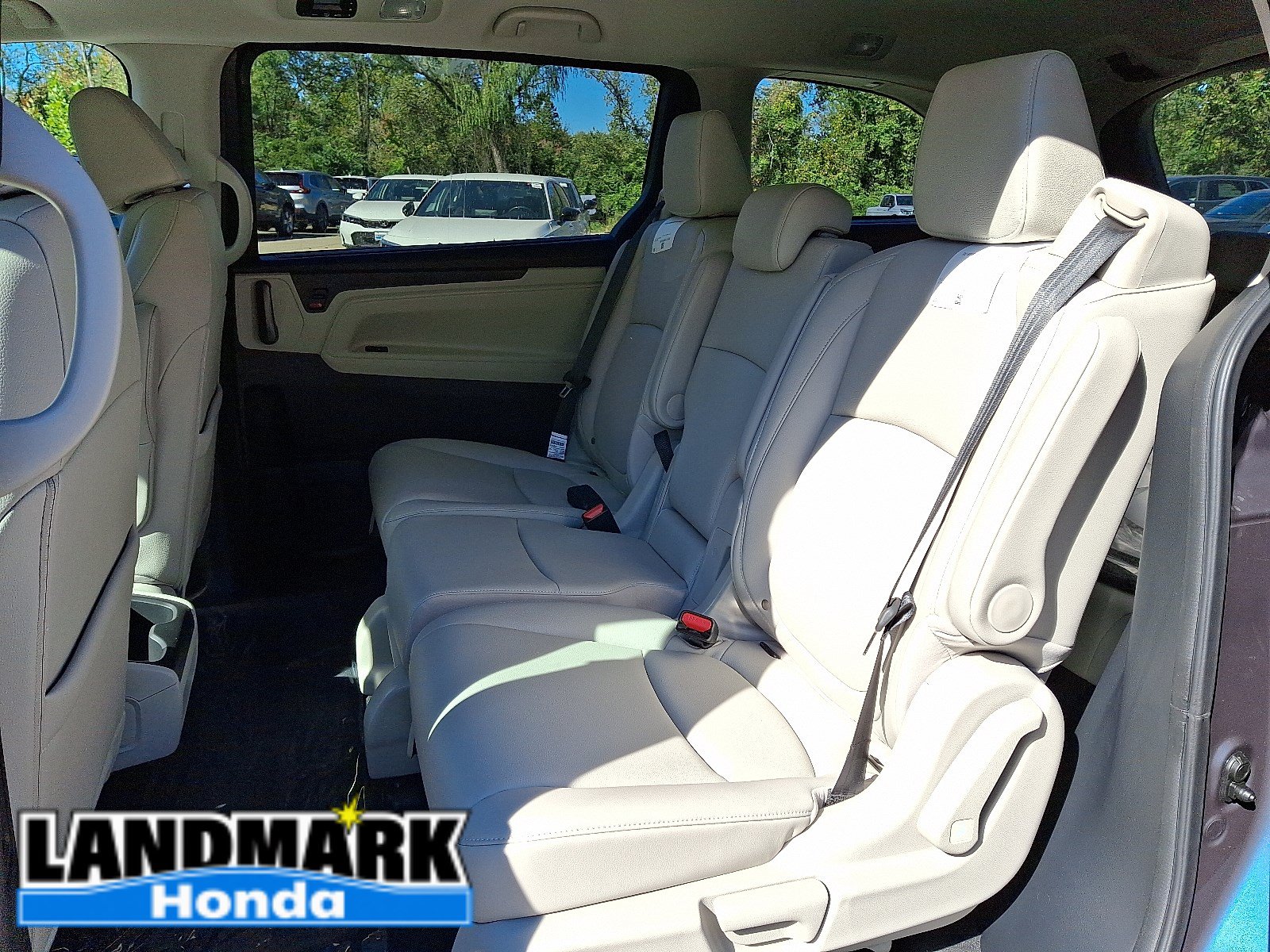 New 2027 Honda Odyssey EX-L image 7